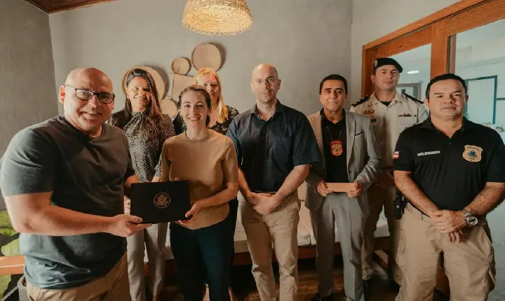 8° BPM PARTICIPA DE REUNIÃO COM MEMBROS DO CONSULADO AMERICANO, EM PORTO SEGURO