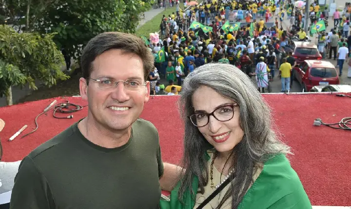 Ao lado de Roma, Dra. Raissa Soares participa da Marcha para Jesus em Feira: ‘União pela fé’