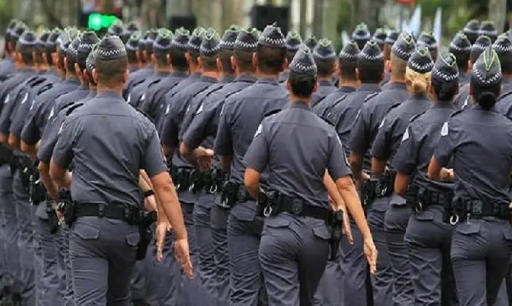 Aposentadoria de policiais: veja o que muda após suspensão da regra