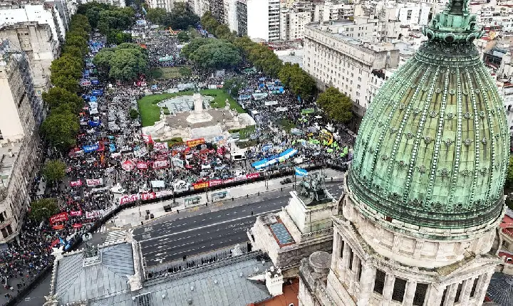 Argentina em Recuperação: A Verdade por Trás das Greves