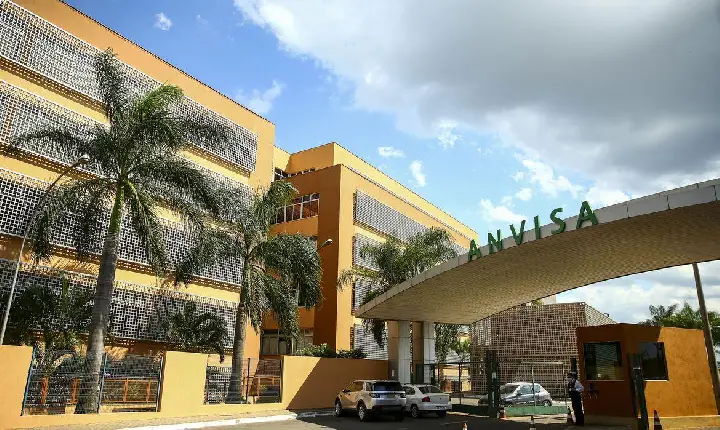 Assessor do presidente da Anvisa é preso no prédio do órgão em Brasília