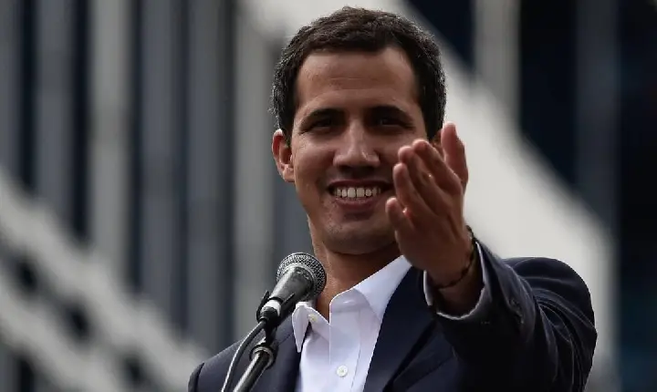 Ataque que sofri de Lula foi uma afronta à democracia, diz Juan Guaidó à CNN