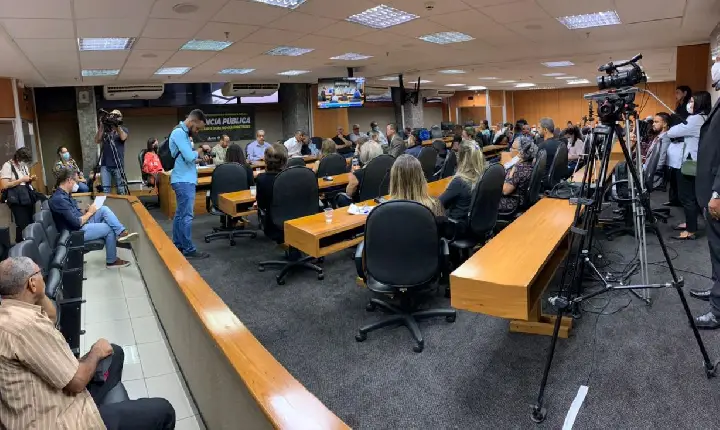 Audiência Pública discute Pensão Militar e recebe viúvas indignadas com diretrizes do projeto enviado pelo governador Rui Costa