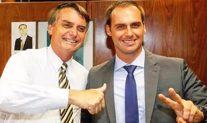 Bolsonaro afirma à PF ter enviado R$ 2 milhões ao filho Eduardo nos EUA