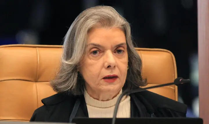 Cármen Lúcia vota por derrubar flexibilização da Lei da Ficha Limpa