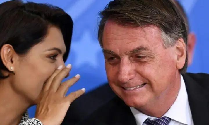 Caso das joias: Bolsonaro e Michelle frustram estratégia da PF e pedem acesso a depoimentos