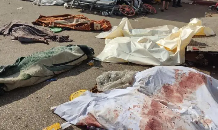 Cerca de 100 corpos não podem ser enterrados e se acumulam em hospital