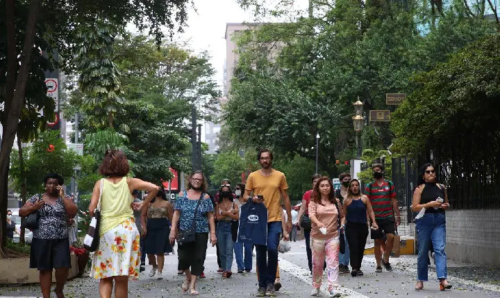 Covid-19: Brasil registra 35.783 casos e 36 mortes em 24 horas