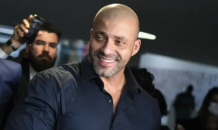 Daniel Silveira é preso no Rio de Janeiro após perder foro privilegiado