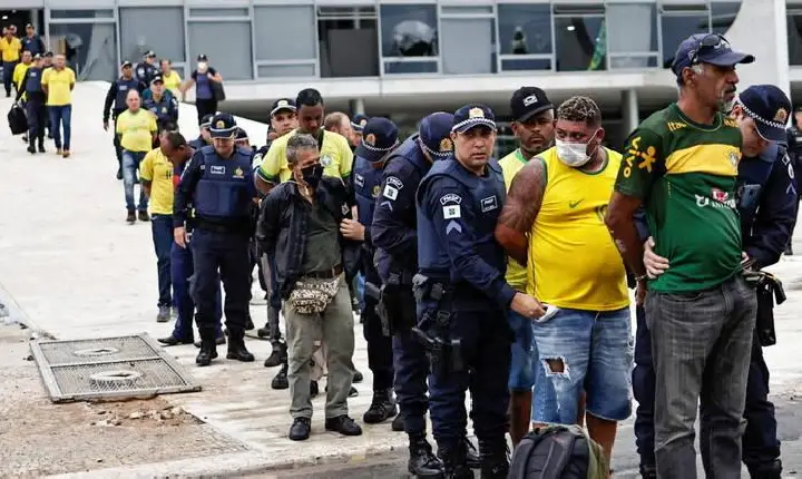 Defensoria pública do MS vai prestar assistência jurídica aos presos pelos ataques no DF