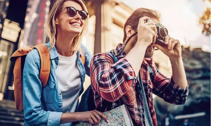 Entrada de turistas no Brasil alcança patamar semelhante ao período pré-pandemia