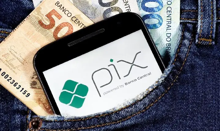 Fraudes no Pix causaram prejuízos de cerca de R$ 5 bilhões no acumulado de 2024