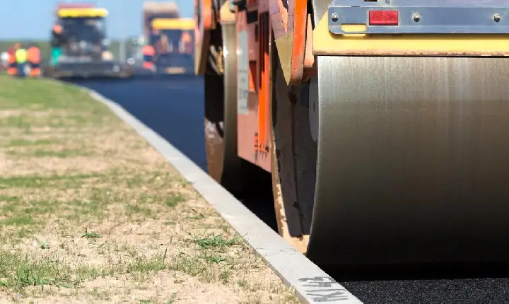 Governo Bolsonaro, envia 14 Milhões de recursos para asfaltamento de 57 ruas em Vitória da Conquista.