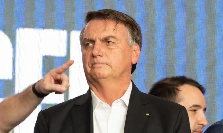 Julgamento de Bolsonaro no TSE pode se estender até a próxima semana