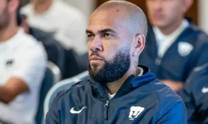 Julgamento de Daniel Alves por acusação de estupro na Espanha é marcado para fevereiro