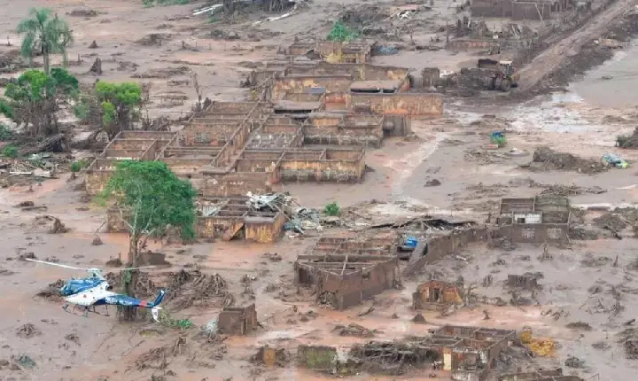 Justiça absolve Vale, Samarco e BHP pelo rompimento de barragem em Mariana
