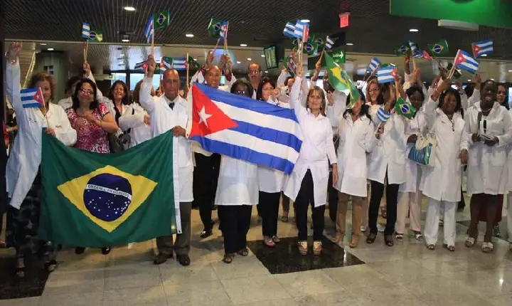 Justiça federal determina recontratação de cubanos para programa Mais Médicos