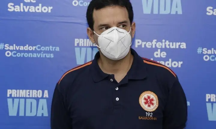 Leo Prates lança livro sobre bastidores da pandemia em Salvador