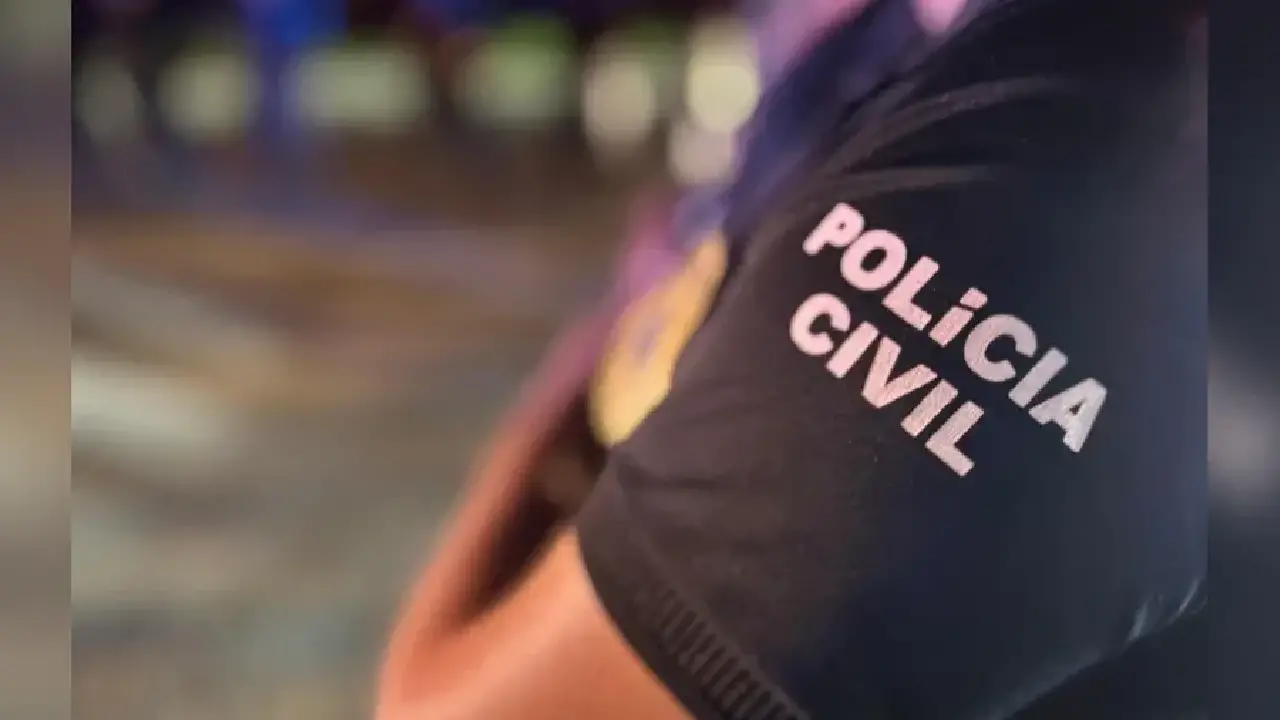 Mãe asfixia bebê de 1 ano após flagrar conhecido estuprando a criança