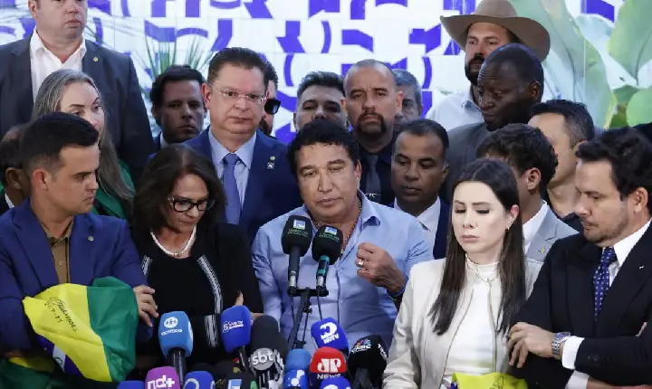 Magno Malta ameaça Moraes: “Põe a mão em Jair Bolsonaro”