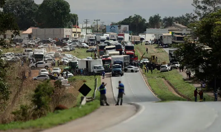 Maioria do STF vota por manter ordem para PRF liberar rodovias