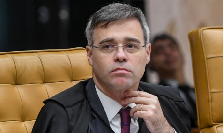 Mendonça convoca PF para reunião nesta segunda sobre o Banco Master