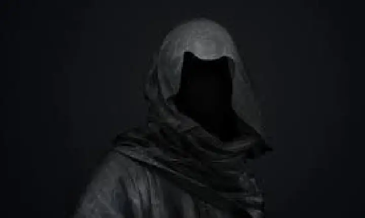 Metade dos brasileiros se sentem inseguros para andar sozinhos à noite