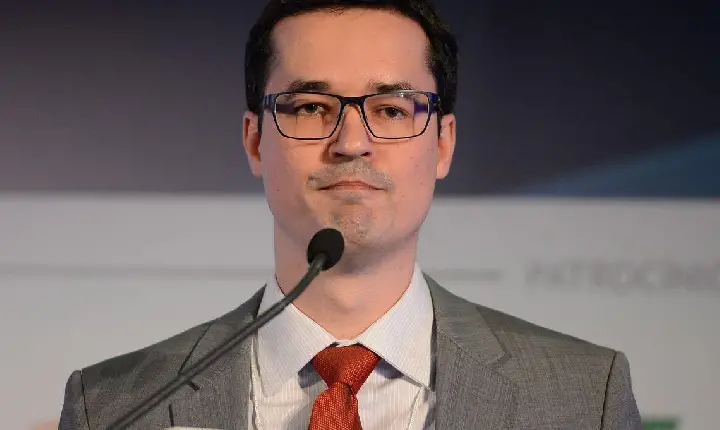 ‘Milhões de brasileiros calados por uma canetada’, diz Deltan sobre decisão do TSE