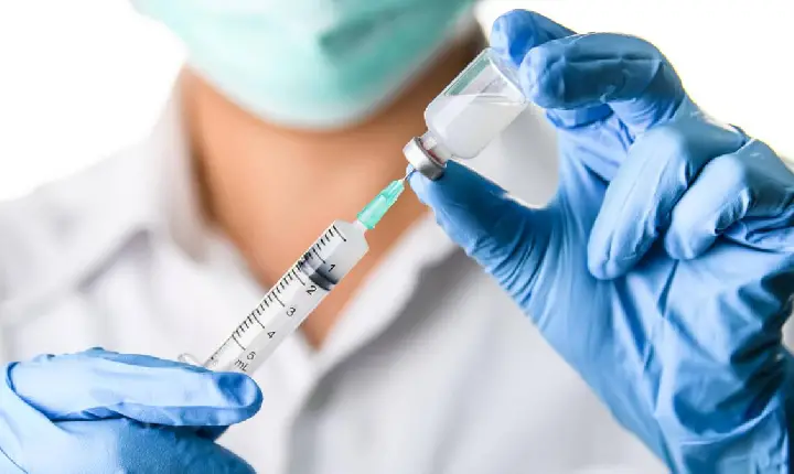 Ministério da Saúde deixa vacinas faltarem em 11 estados e no DF