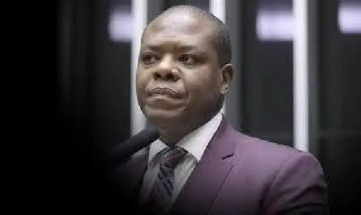 Ministro dos Direitos Humanos, Silvio Almeida é acusado de assediar mulheres.