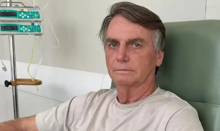 Moraes concede prisão domiciliar para Bolsonaro