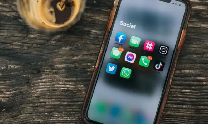 Morte do Facebook e rixa entre Instagram e TikTok: o que esperar das maiores redes sociais do país em 2023