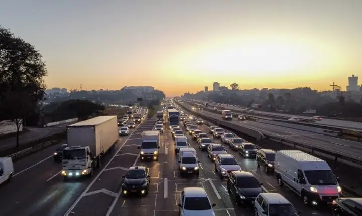 Mortes em rodovias federais aumentam 21% no Ano Novo; acidentes sobem 33%