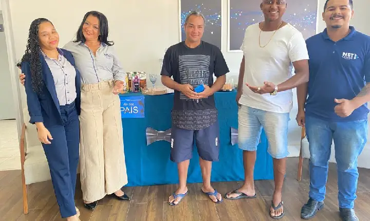 NETCENTER oferece café da manhã para clientes