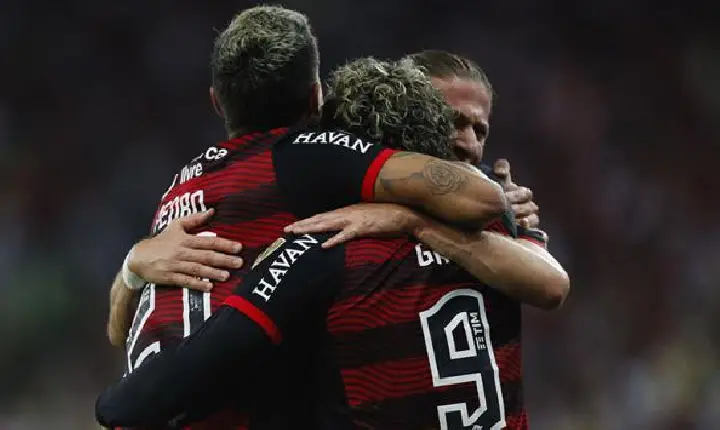 Pedro marca quatro vezes, Flamengo goleia o Tolima e vai encarar o Corinthians na Libertadores