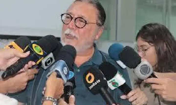 Perito Ricardo Molina briga com mulher e põe fogo dentro de casa em SP