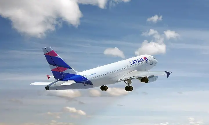 Piloto passa mal durante voo e morre após pouso de emergência no Panamá