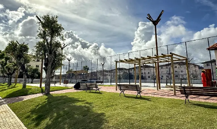 Prefeitura de Porto Seguro entrega nova praça para a comunidade da Vila Parracho