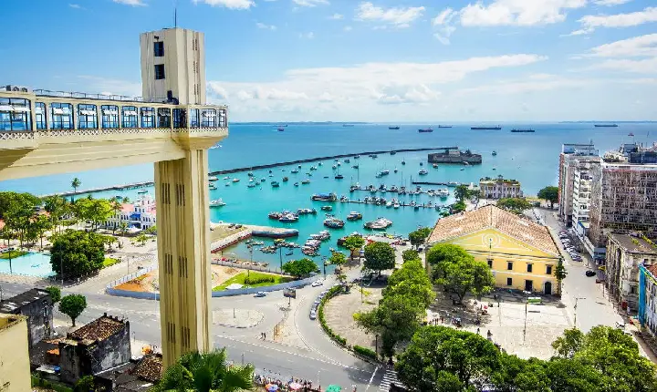 Prefeitura de Salvador lança Maio Laranja e entrega primeira sala de escuta