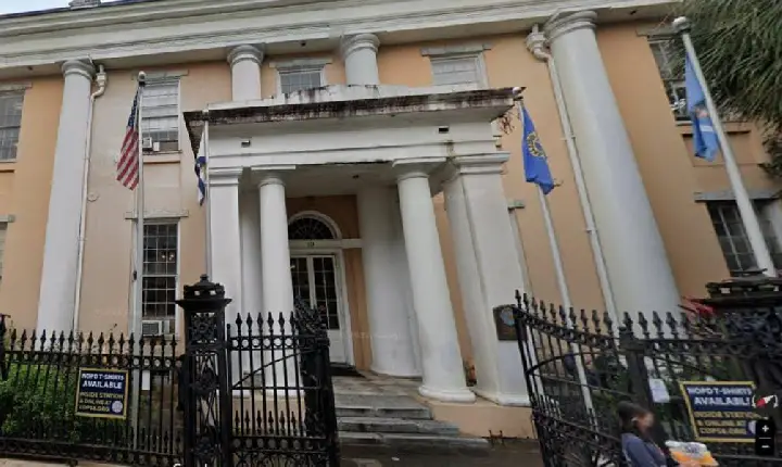 Ratos invadem sede de polícia nos EUA, comem maconha apreendida e ficam 