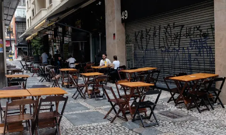 Restaurantes temem aumento de impostos por causa da reforma tributária