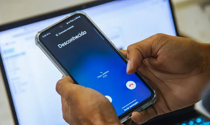 Senado analisa projeto que proíbe e pune ligações indesejadas de telemarketing