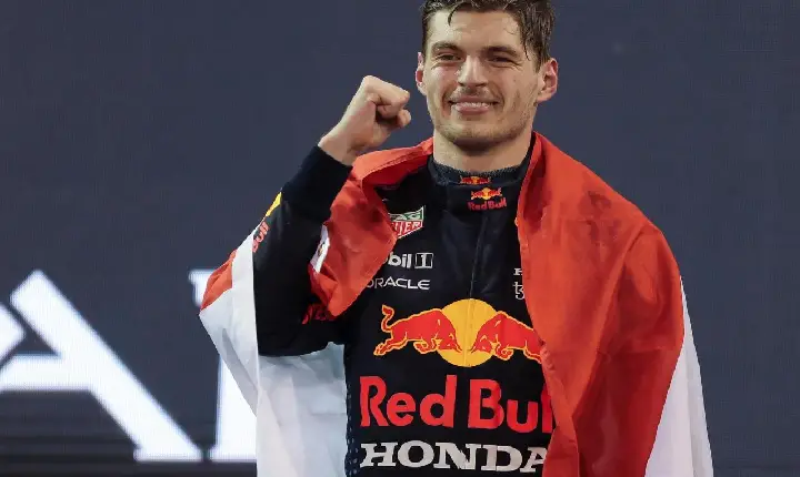 Sob chuva, Verstappen conquista GP do Japão e é bicampeão da Fórmula 1