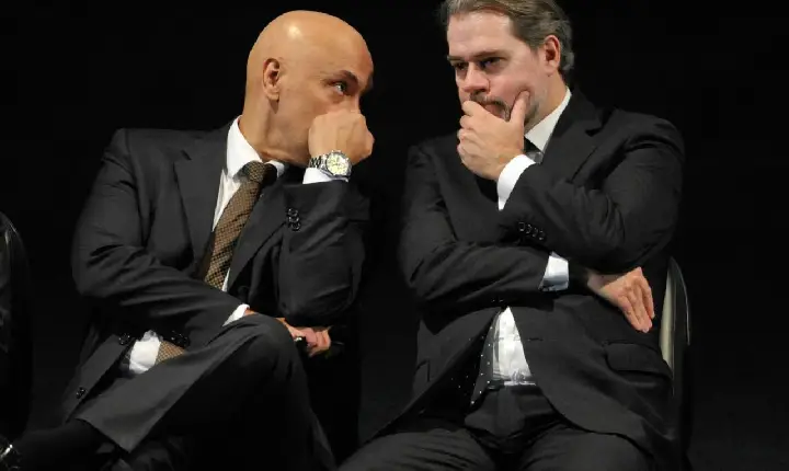 Toffoli põe fim à ação que pede a prisão de Alexandre de Moraes