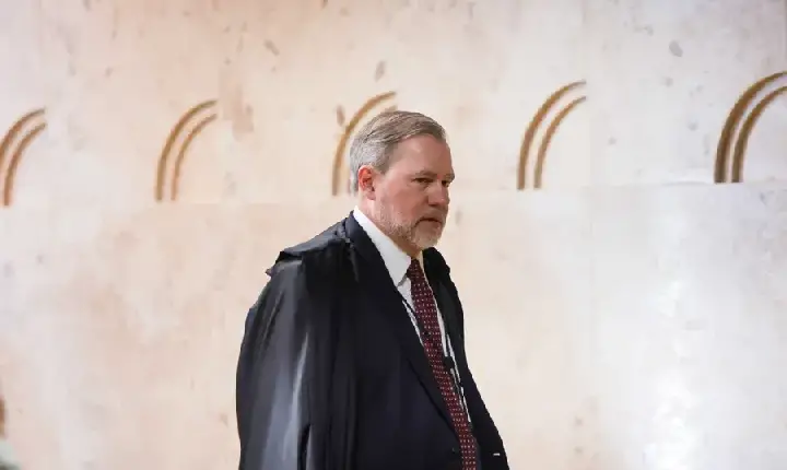 Toffoli se declara suspeito para julgar pedido de CPI do Banco Master