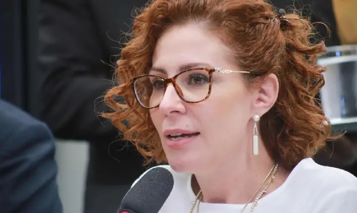 Zambelli escreve carta na prisão e revela pedido a Temer sobre Moraes