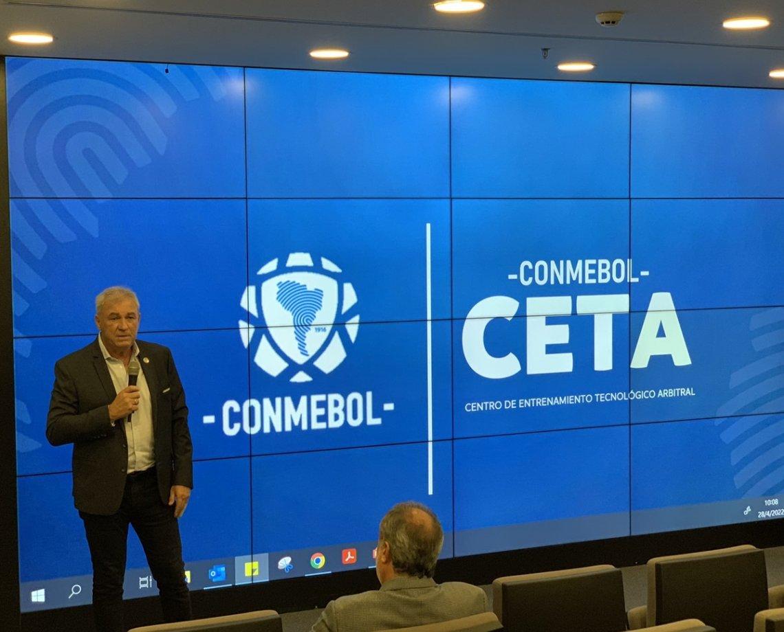 SBT transmitirá a Copa Sul-Americana até 2026; Libertadores volta para a Globo após três anos