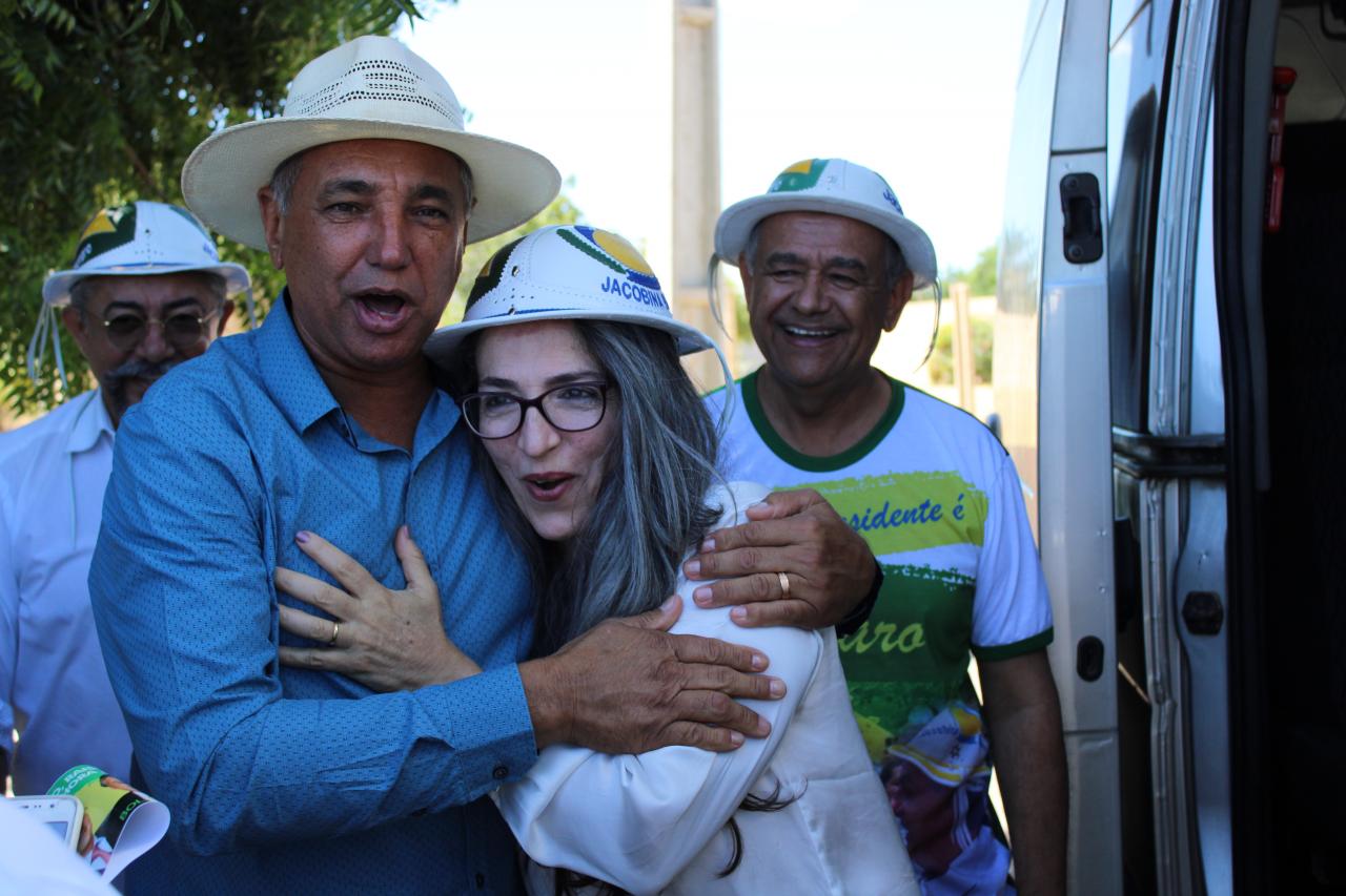 Dra. Raissa Soares é recebida com festa em Ourolândia