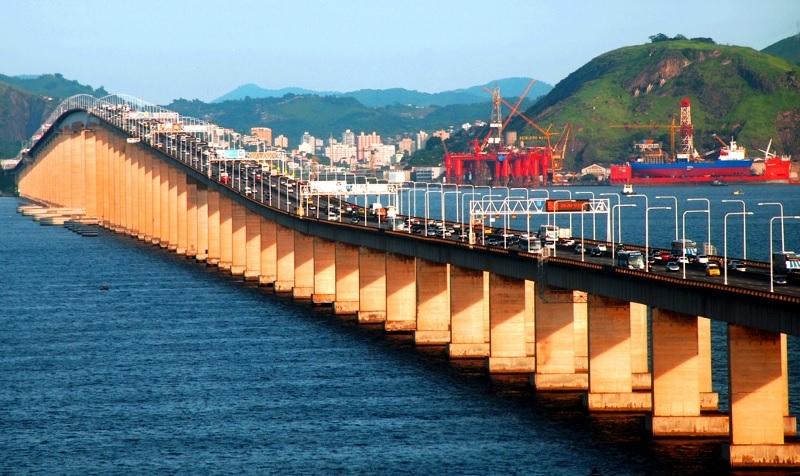 Ponte Rio-Niterói passa por nova vistoria; trânsito flui mesmo com interdição parcial