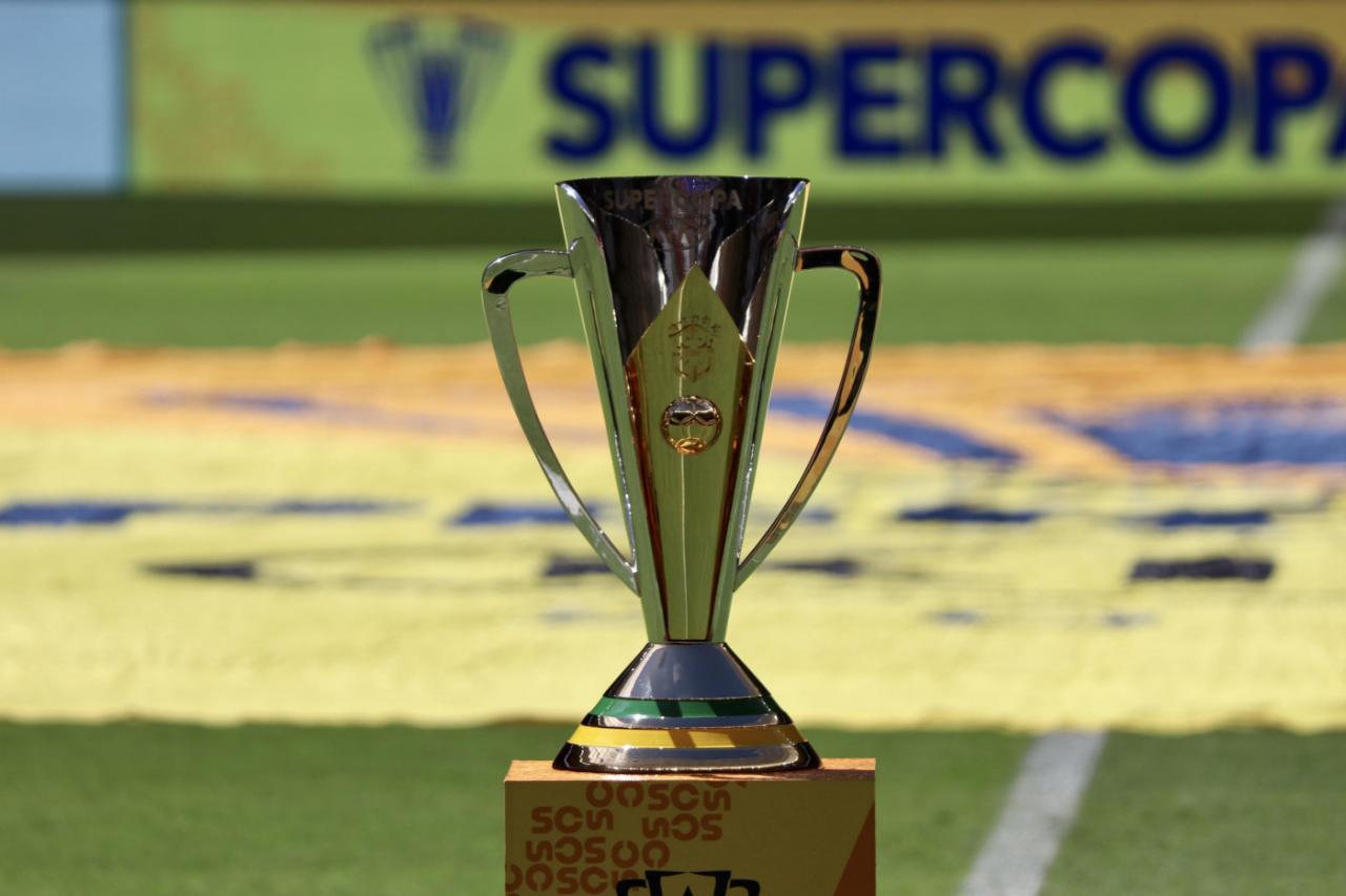 CBF anuncia reunião com Palmeiras e Flamengo sobre Supercopa do Brasil